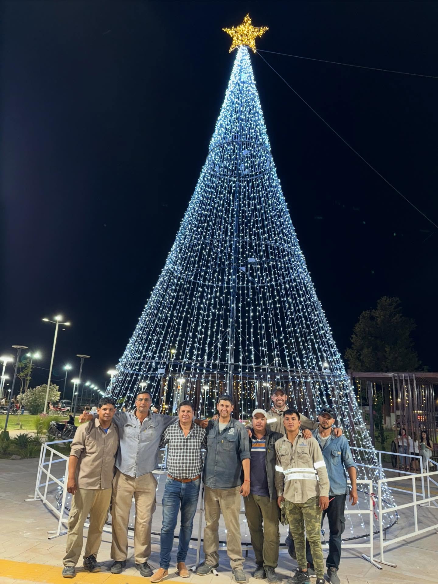 Encendido de las Luces en el Paseo Hugo Fernández