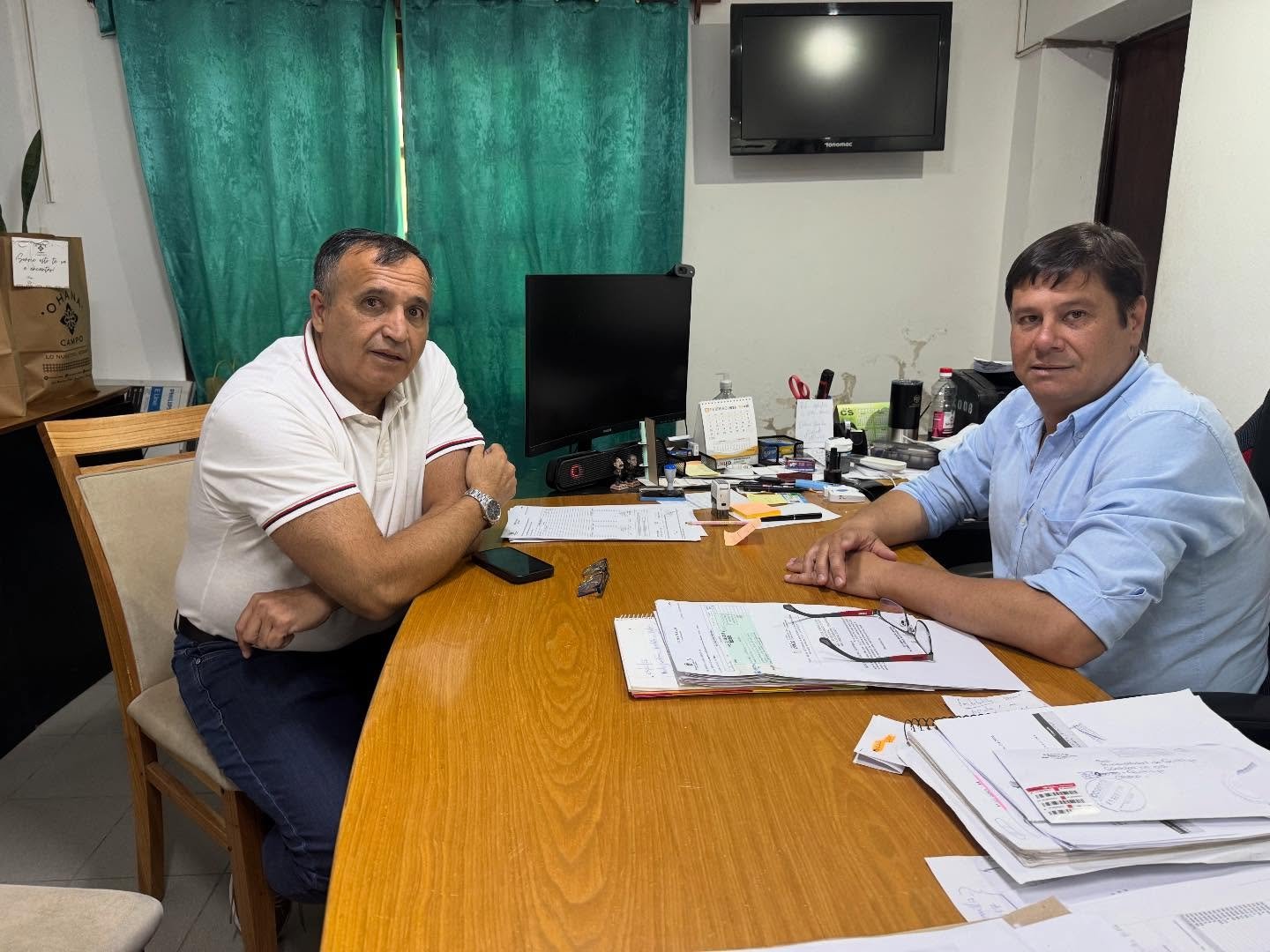 El intendente Ariel Lovey recibió al ministro de Salud para coordinar acciones conjuntas